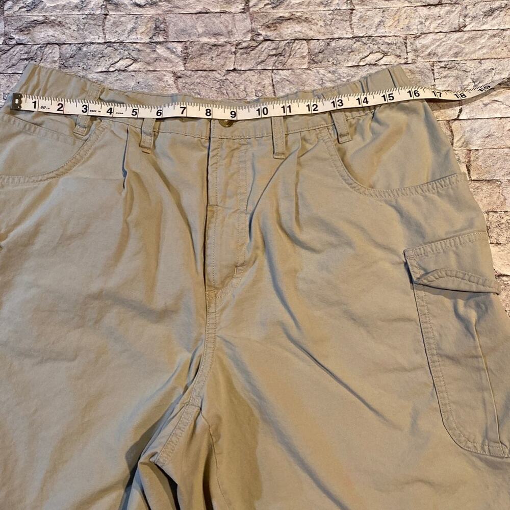 Men's Sz 34 Columbia cargo shorts - Picture 2 of 10